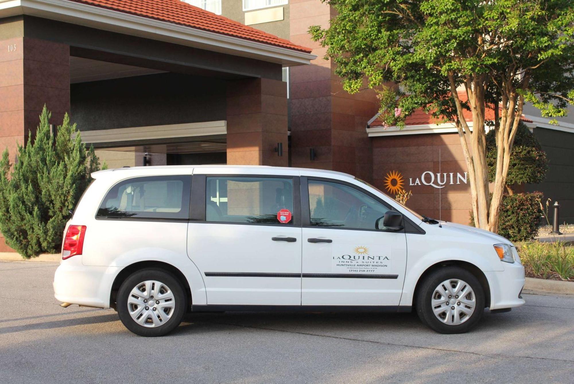 La Quinta By Wyndham Huntsville Airport Мадисън Екстериор снимка